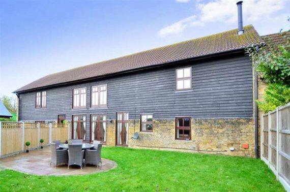 4 Bedroom Terraced